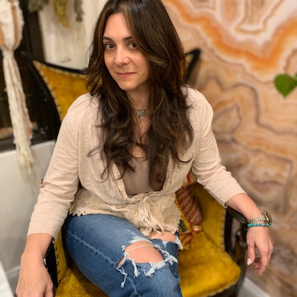 Meet your Posher, Dana - Picture 3 of 3